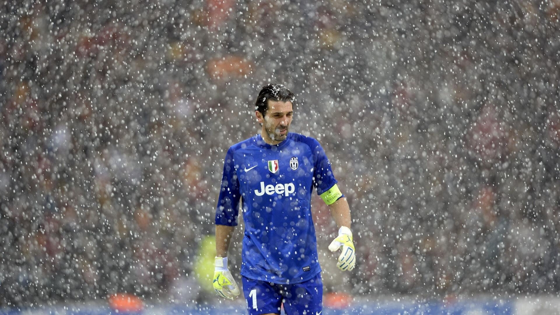 《英雄联盟》世界观故事线持续推进，粉丝热议，英雄联盟世界观英雄排名